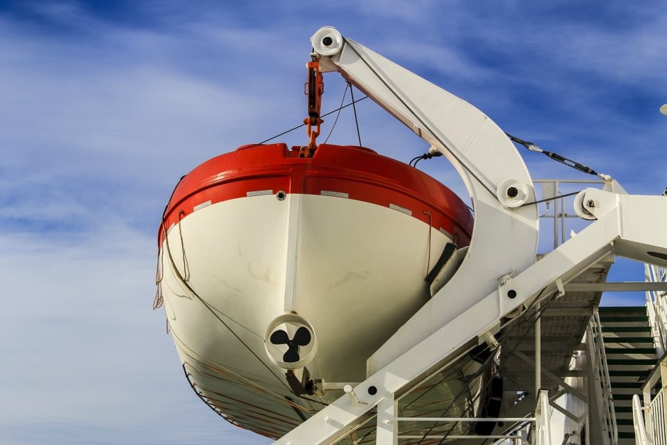 viking line一角   viking line游艇上的逃生船   拍摄地:viking line