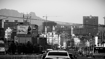 2084328