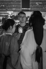 多功能两脚架