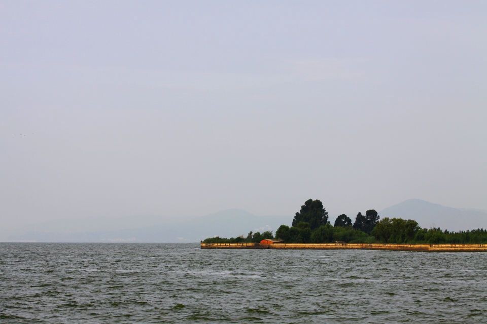 滇池<br />
