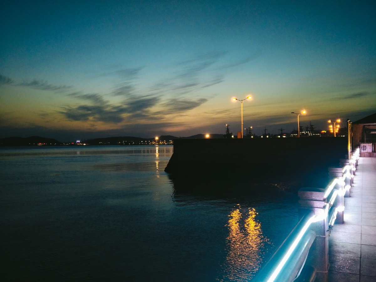 旅顺口军港之夜