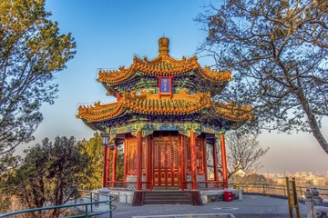 辑芳亭