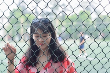001
