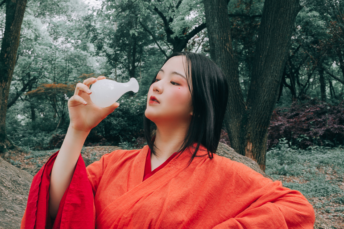 花间一壶酒独酌无相亲