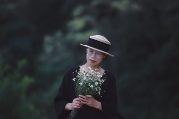 001