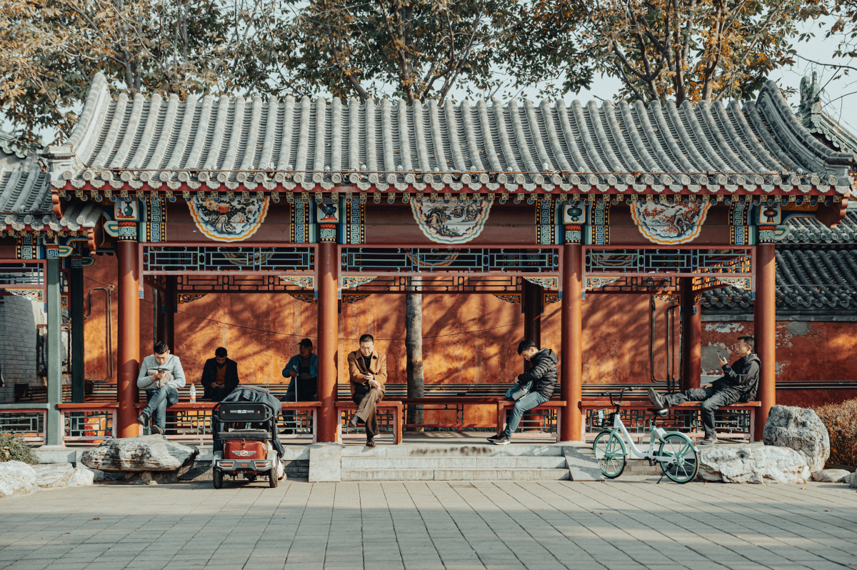 秋日北京街头南锣鼓巷人文纪实胡同扫街街拍