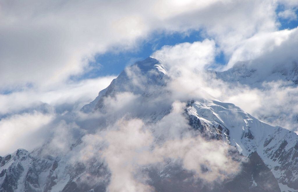 雪山之巅