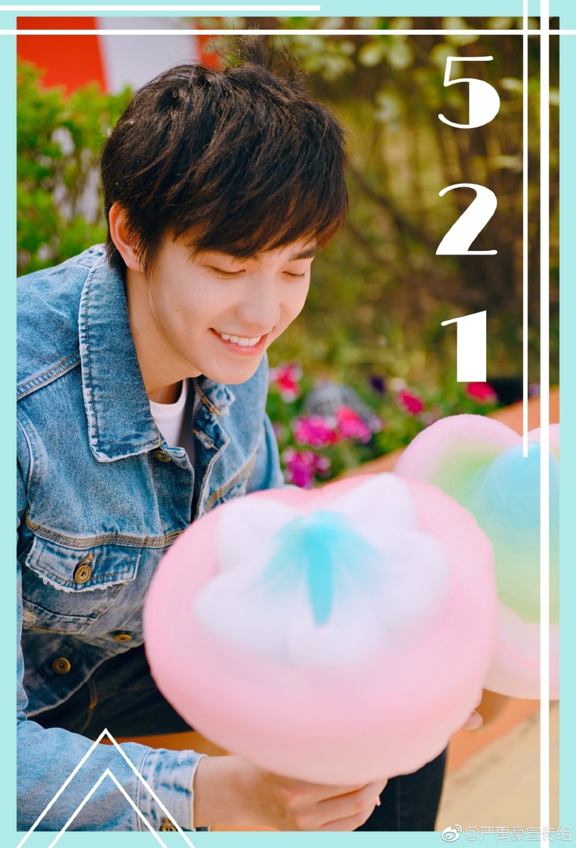 喜欢你没道理,jerry.yan - 穿着帆布鞋走出姿态 - 图虫