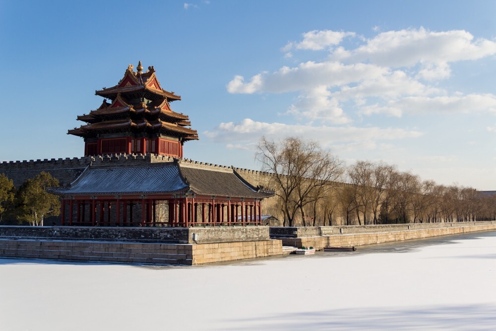 2月,雪后,从清晨的国子监到下午的故宫角楼、西什库教堂,到日落的俯瞰望京雪景,很愉快的一天。