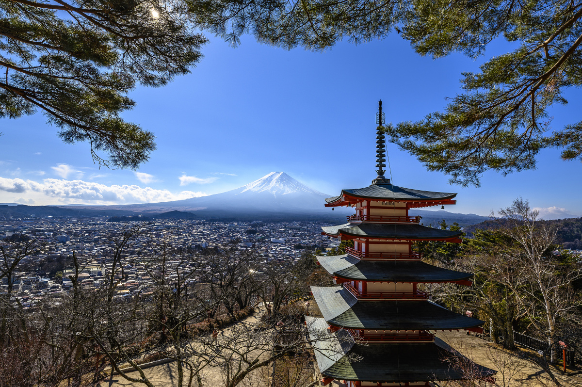 japan忠灵塔与富士山