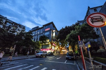 _DSF8565