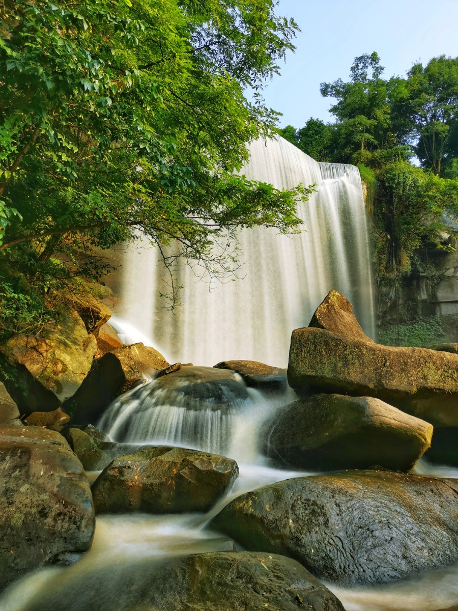 山水之间612020年8月摄于重庆
