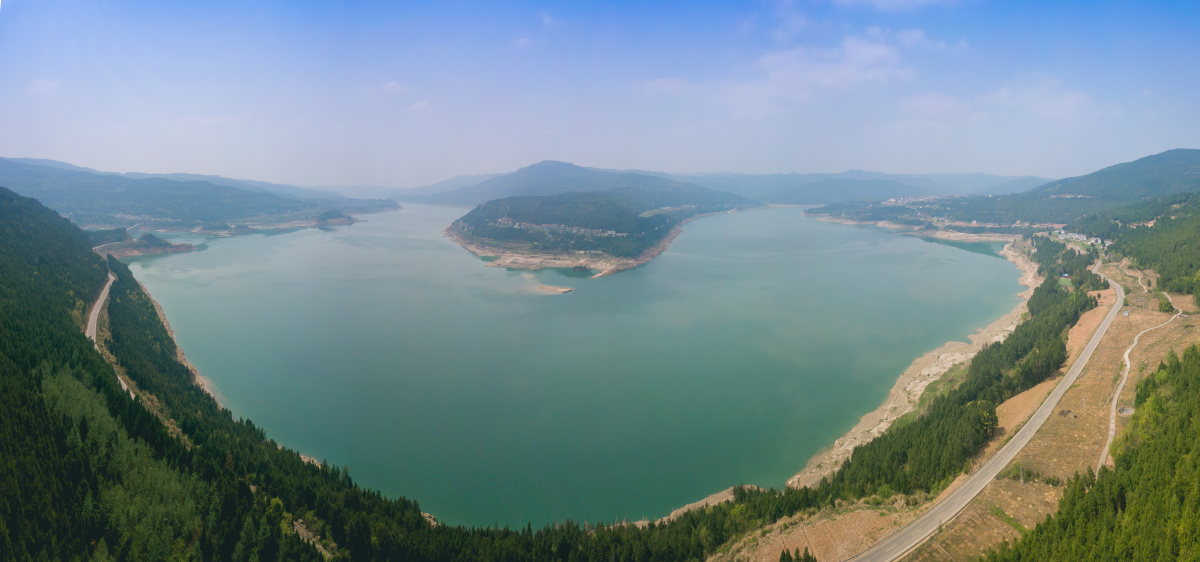 虎跳镇的嘉陵江大回旋