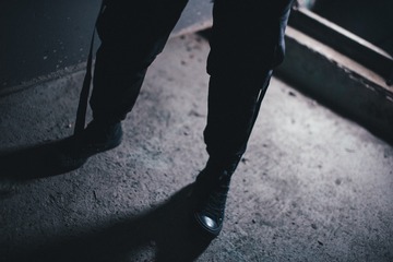 001