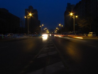 依旧是上班路