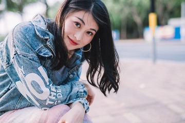 001
