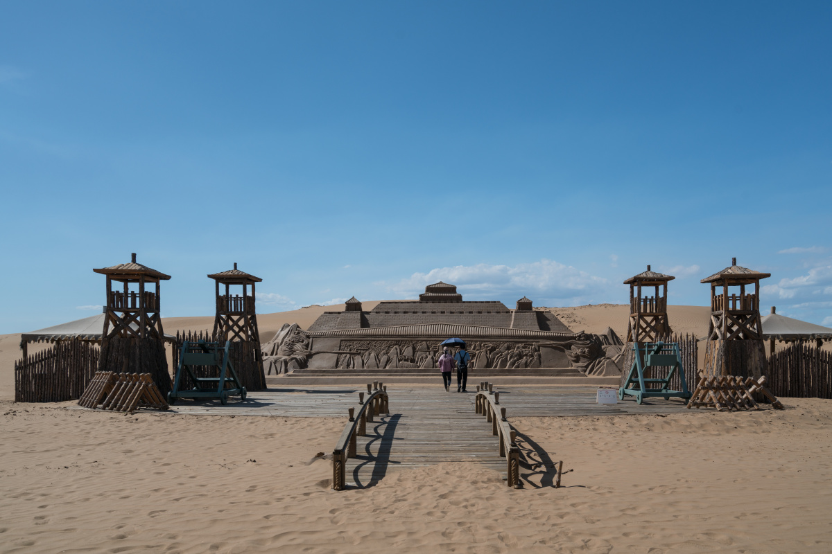 鄂尔多斯响沙湾沙雕