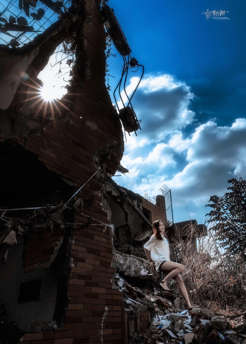 在我站立之处 空无一人