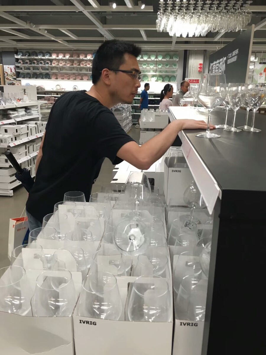 水杯的肩带怎么安装