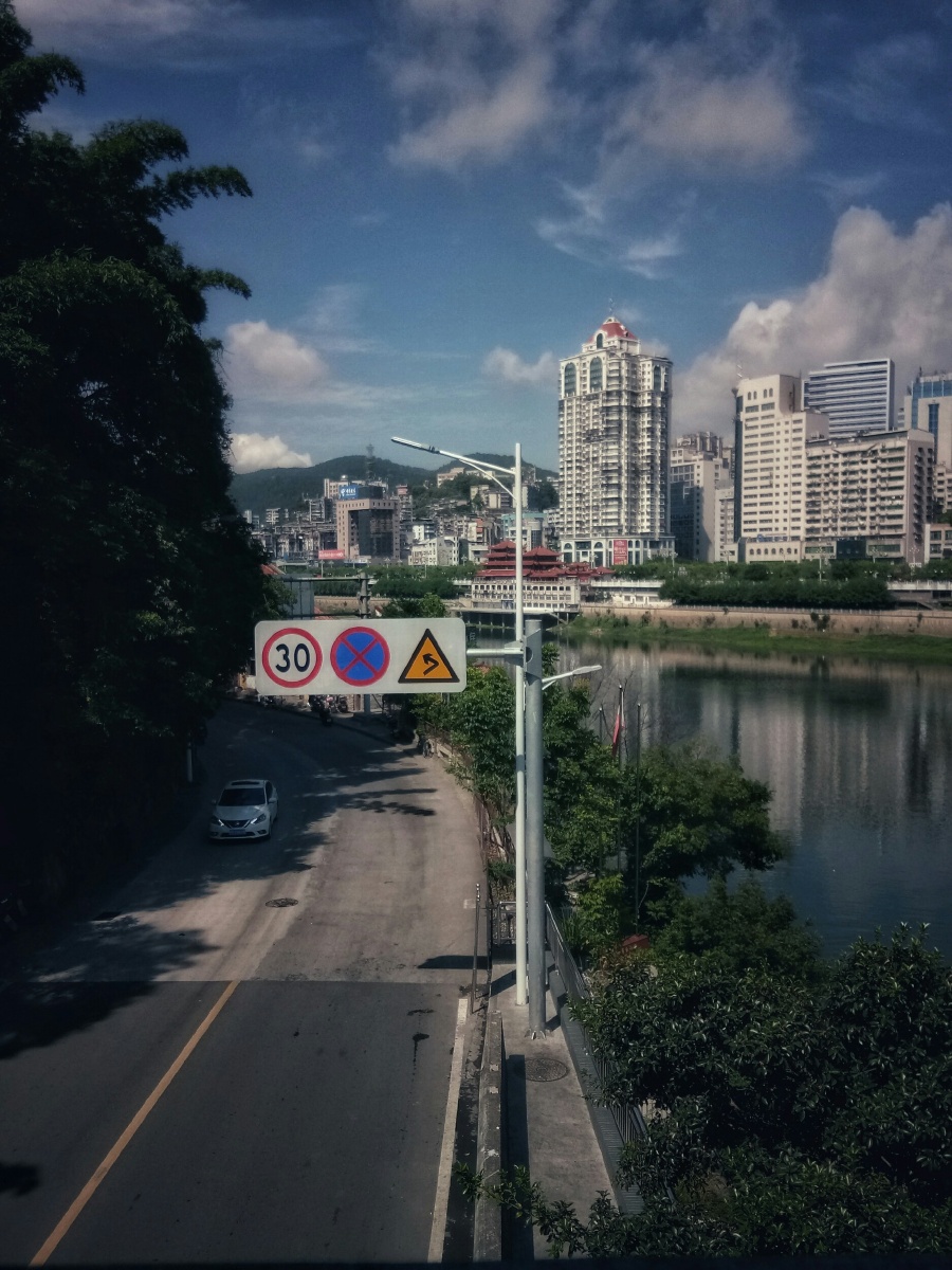 赫尔辛根默斯肯