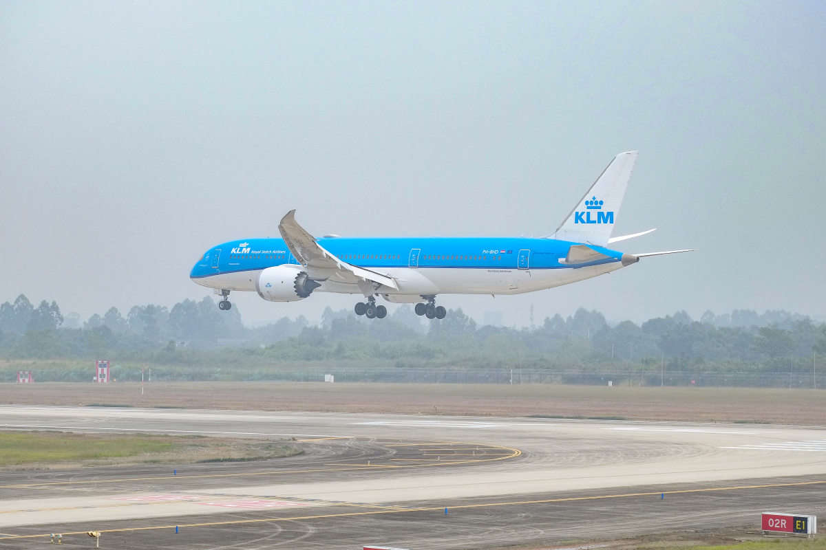 荷兰皇家航空b787-9"飞翔的河南人"号