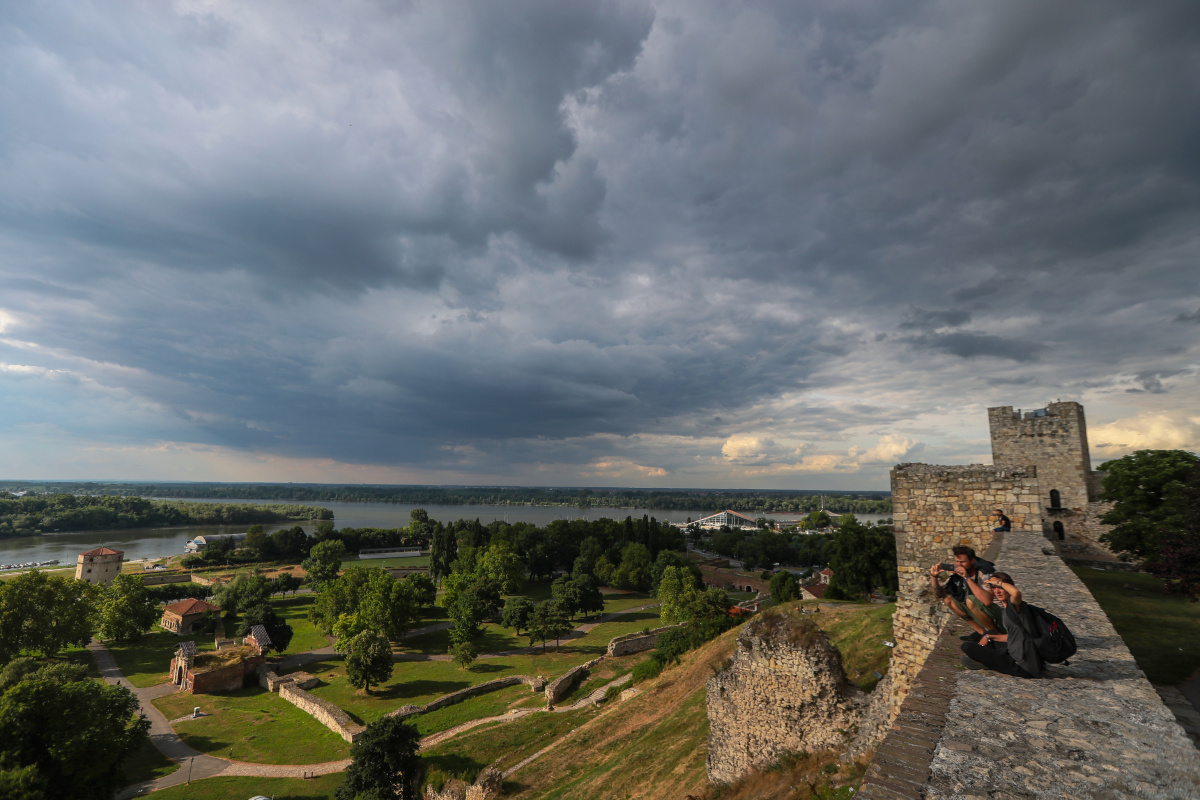 卡尔梅丹城堡的下午