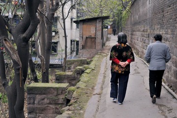 黄桷坪最阴森的一条小路，尤其是晚上。