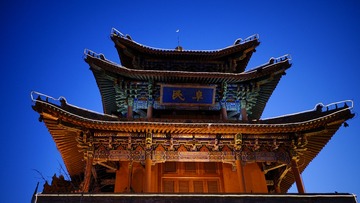 8A1B732F-D51A-4DB8-B666-1806C319809F/L0/001