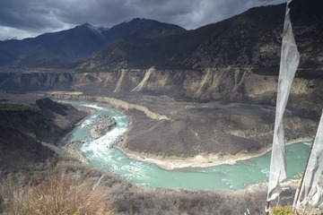 Yarlung Tsangpo(Nyingchi)