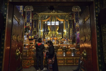 Tomb of Tsongkhapa