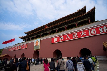 F12_9271