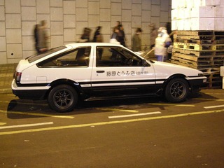1月28日 在广东道看到神车AE86 哎哎~拓海呢~