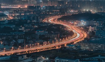 长焦下的城市，耐人寻味