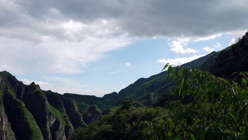 龙庆峡e