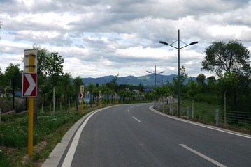 龙庆峡外