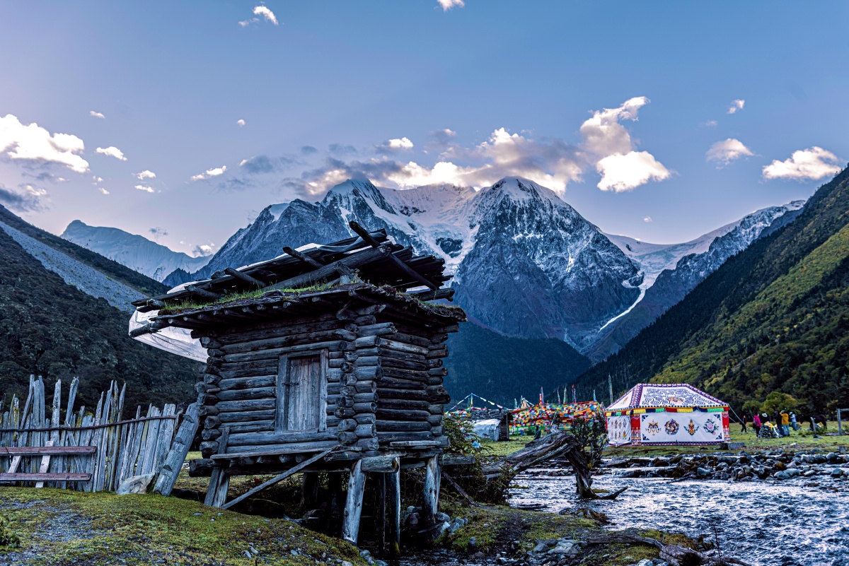 梅里雪山西坡的世外桃源——甲应村 - 劳者 - 图虫