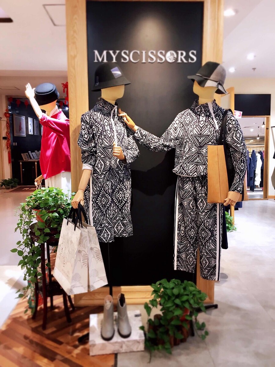 菲迪雅丝女装店,神庙附近揭露真相女装品牌推出新功能