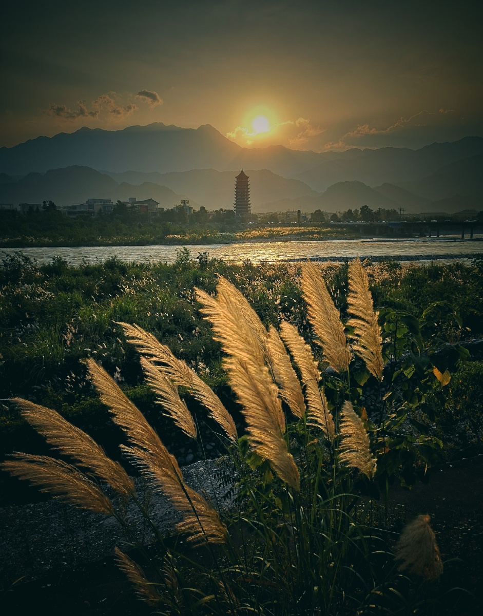 拍摄于四川都江堰.