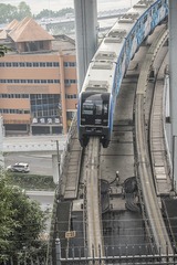 15872
