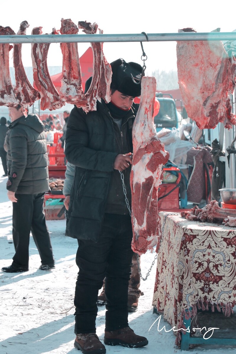 过年就是大块吃肉大口喝酒