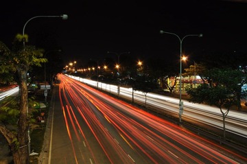 Light Trailing in KL (Experimental)