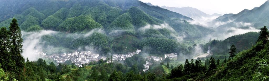 山村晨韵,小米2S连拍接片,2014年8月23日拍于安徽省休宁县右龙,加snapseed后期.