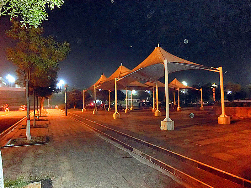 漂亮的山西阳泉北站夜景2.