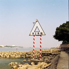 001