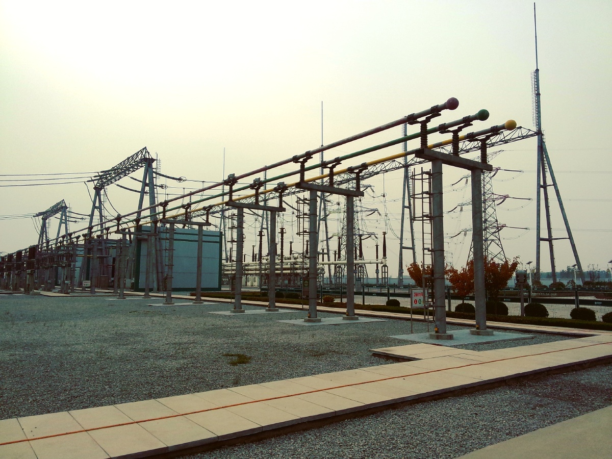 山东变电站电力铁塔