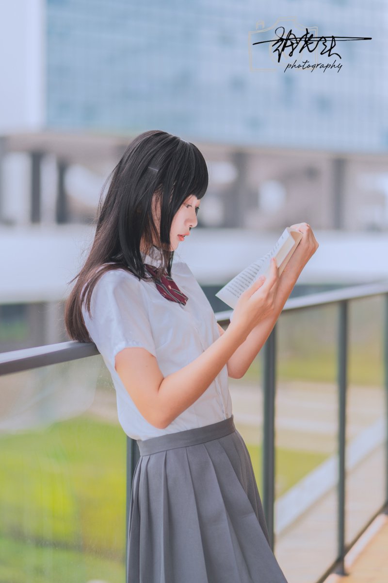 深圳大学理工楼jk校服一