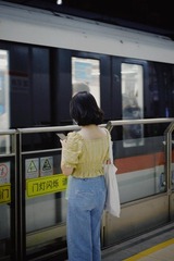 1365439