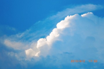 1071657