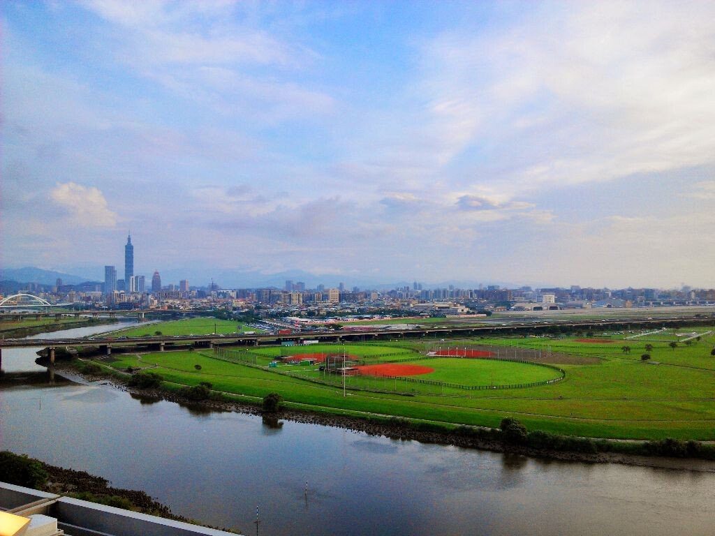 手機:紅米<br />
拍攝App: Pro-HDR
