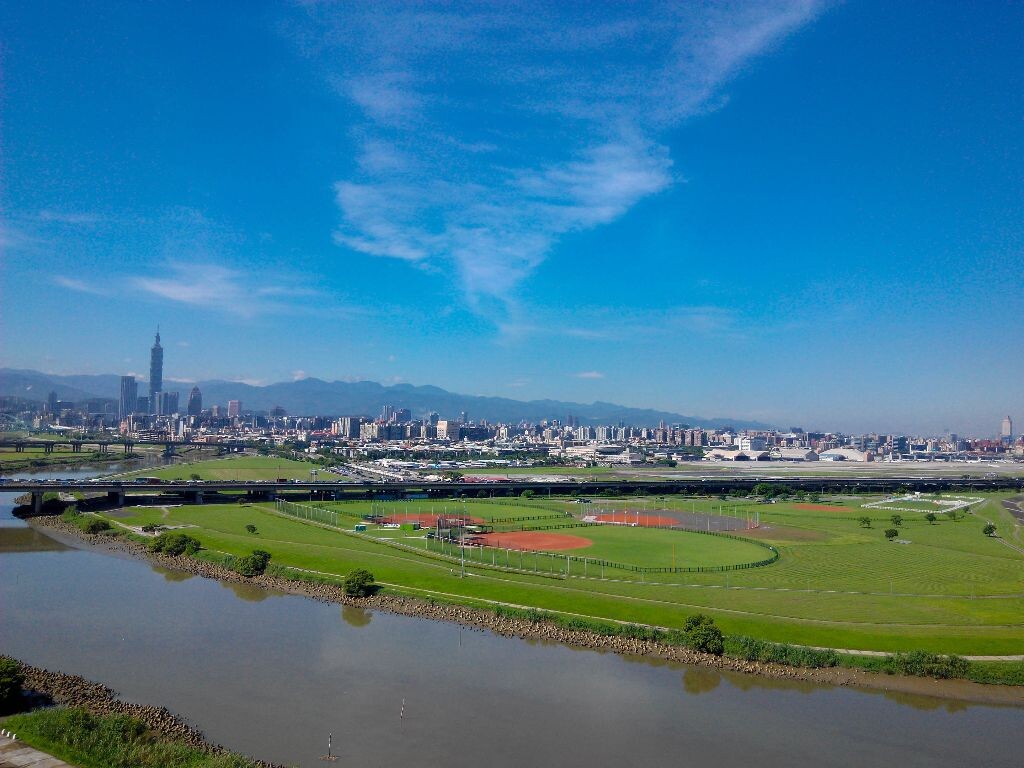 紅米拍攝<br />
電腦LR後製
